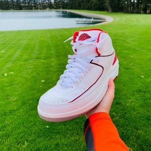 Air Jordan 2 Retro ‘Chicago Home’